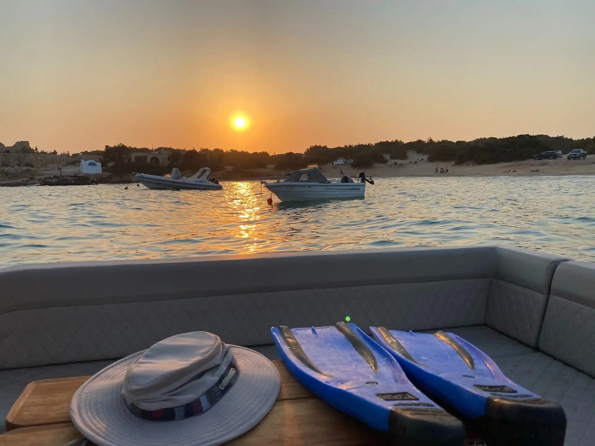 Sunset cruise in Milos